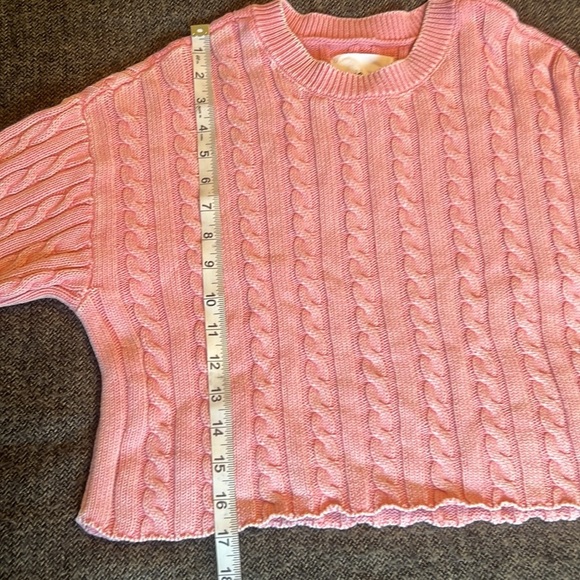 Aerie Chunky Cable Knit Cropped Pink Sweaterter sz M - Picture 6 of 8